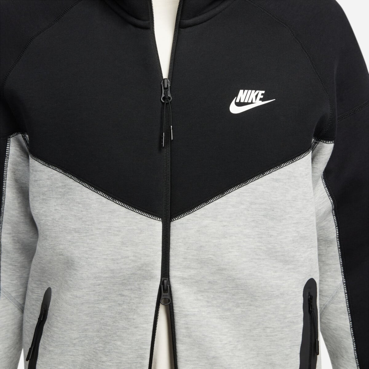 NIKE SPORTSWEAR TECH FLEECE WINDRUNNER MEN'S FULL-ZIP HOODIE