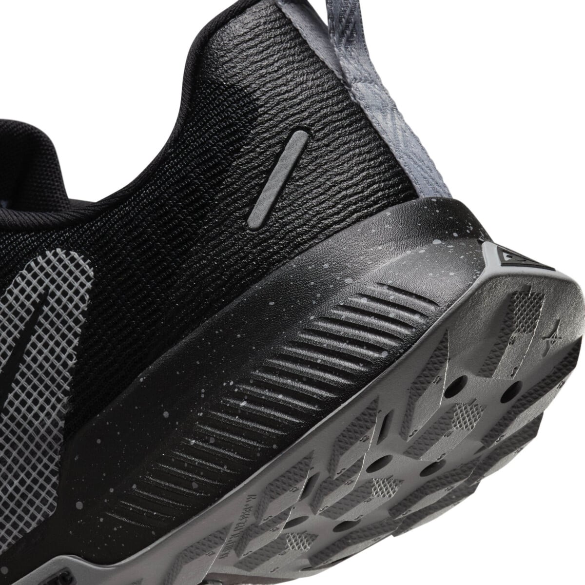 NIKE JUNIPER TRAIL 3 TRAIL RUNNING SHOES bėgimo batai