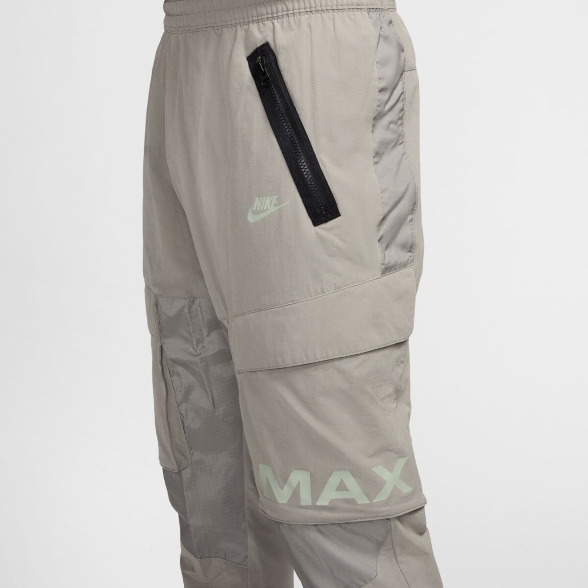 NIKE AIR MAX MEN'S WOVEN CARGO PANTS kelnės
