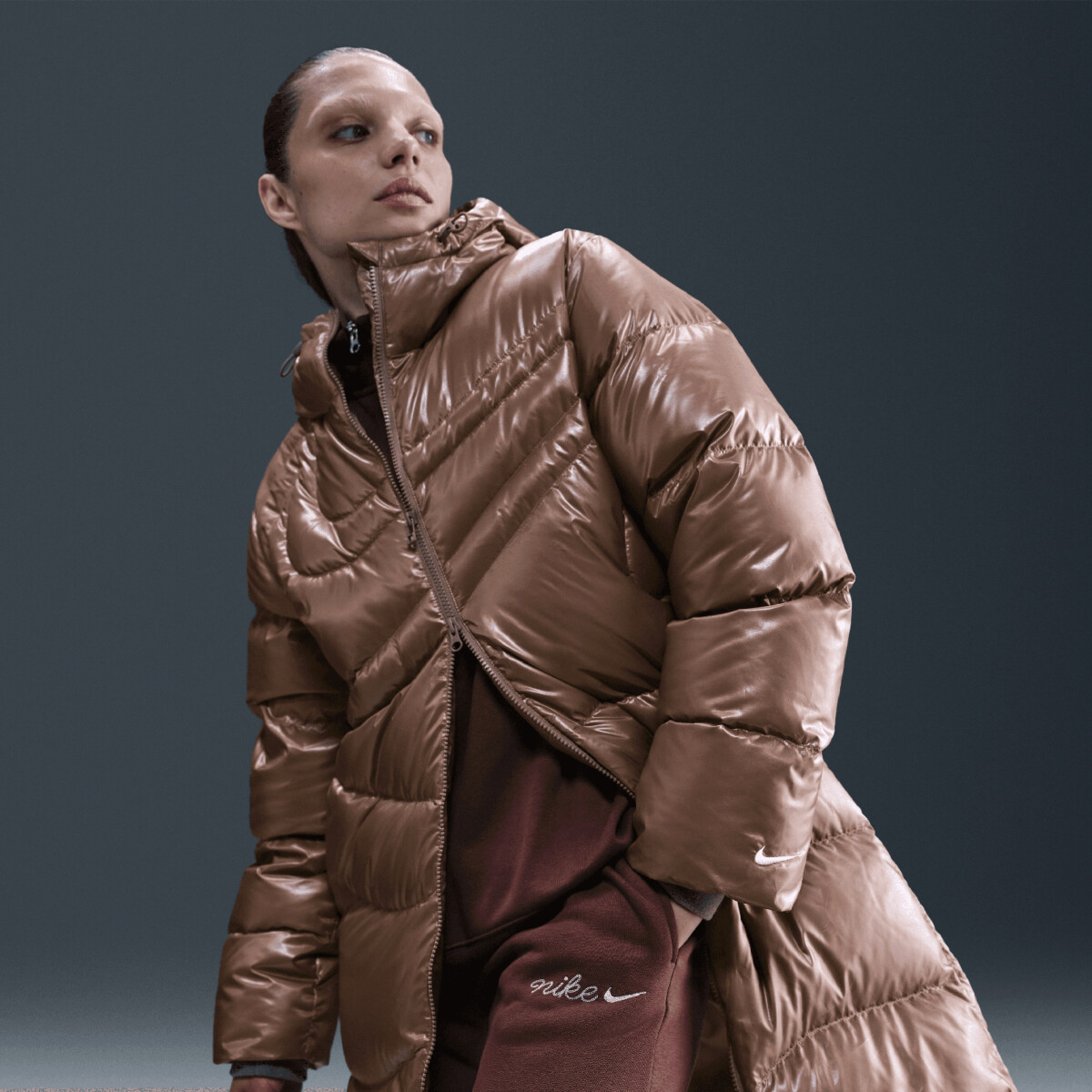 NIKE SPORTSWEAR SWOOSH SERIES THERMA-FIT OVERSIZED DOWN PARKA