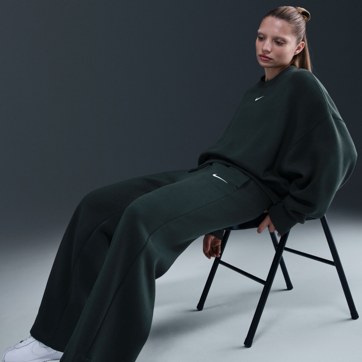 NIKE SPORTSWEAR PHOENIX FLEECE HIGH RISE WIDE-LEG PANTS kelnės