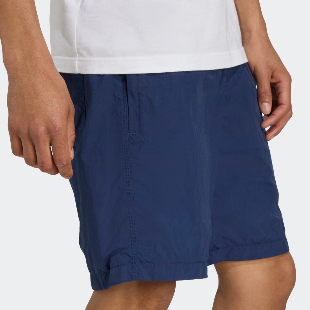 ADIDAS ORIGINALS TREFOIL ESSENTIALS WOVEN SHORTS šortai