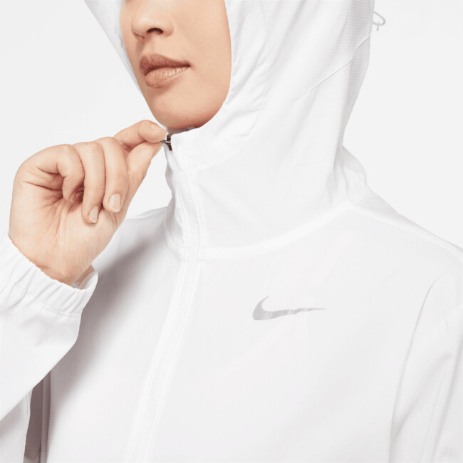 nike impossibly light hooded running jacket