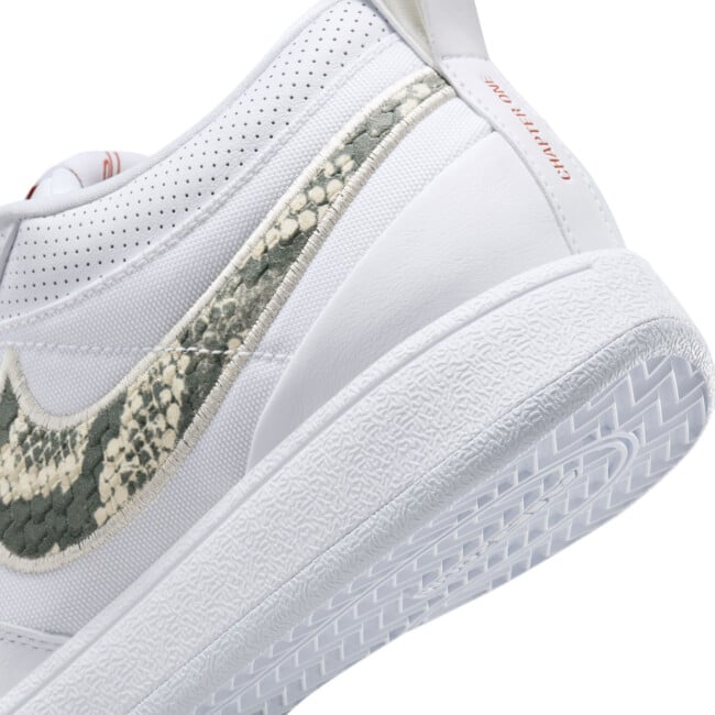 NIKE DEVIN BOOKER BOOK 1 