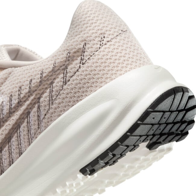 NIKE RUN DEFY ROAD RUNNING SHOES bėgimo batai