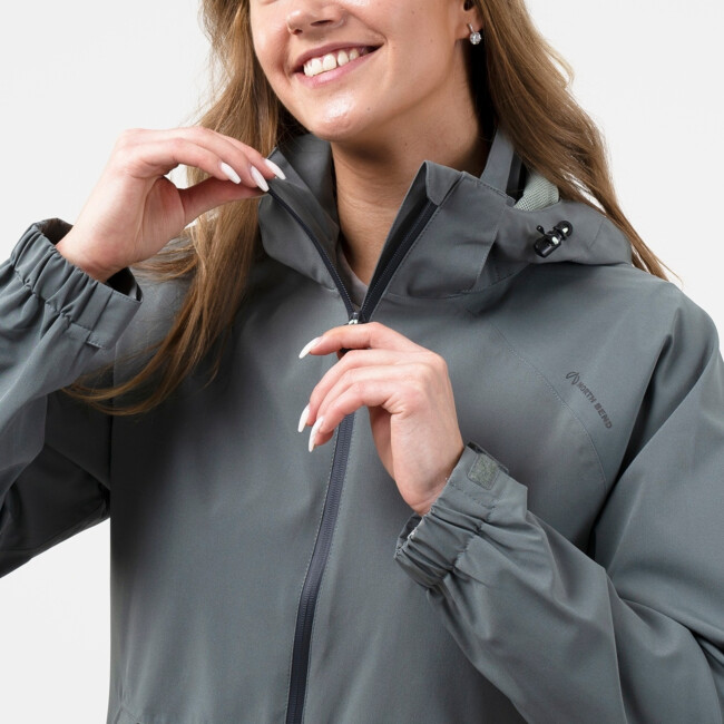 nbsk NEW BALANCE WOMEN'S SPORTSWEAR'S GREATEST HITS WOVEN JACKET