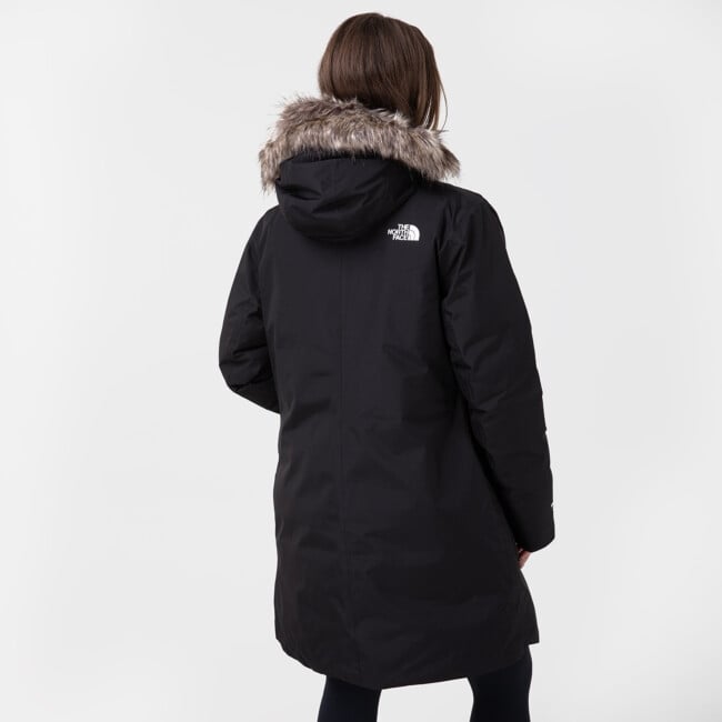 THE NORTH FACE WOMEN'S GORE-TEX® ARCTIC PARKA striukės ir parkos