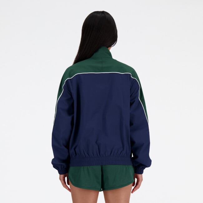 nbsk NEW BALANCE WOMEN'S SPORTSWEAR'S GREATEST HITS WOVEN JACKET